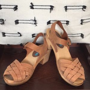 Moheda Betty Sandal in Cognac Nubuck *38*